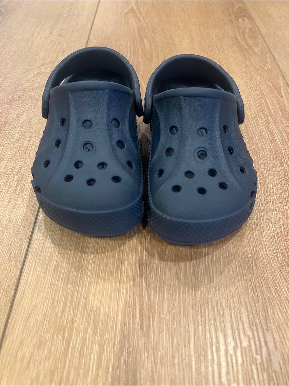 CROCS Kids Classic Clog in Navy Blue - Picture 2 of 5